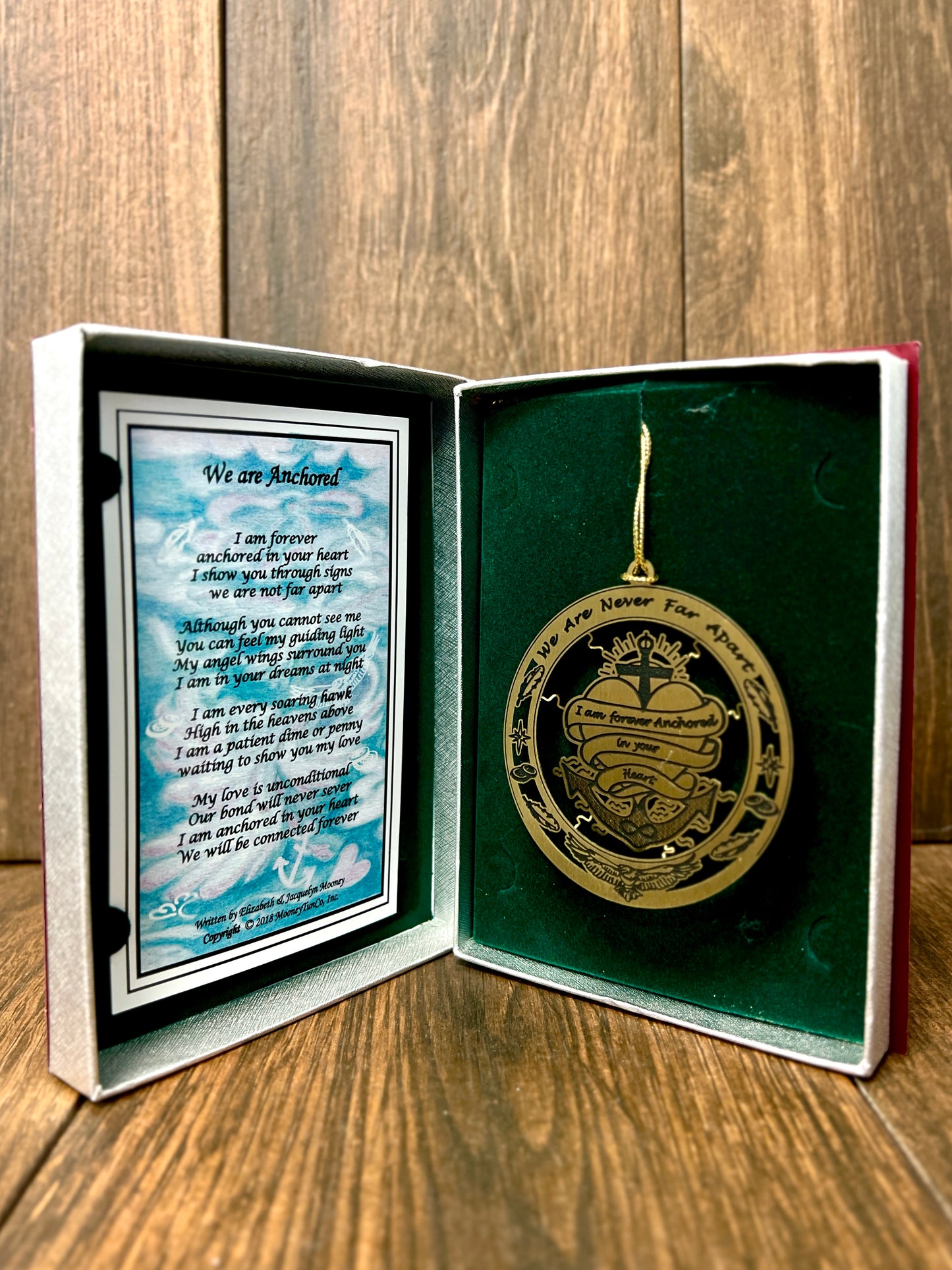 Memorial Ornaments – Engraved Metal Keepsakes