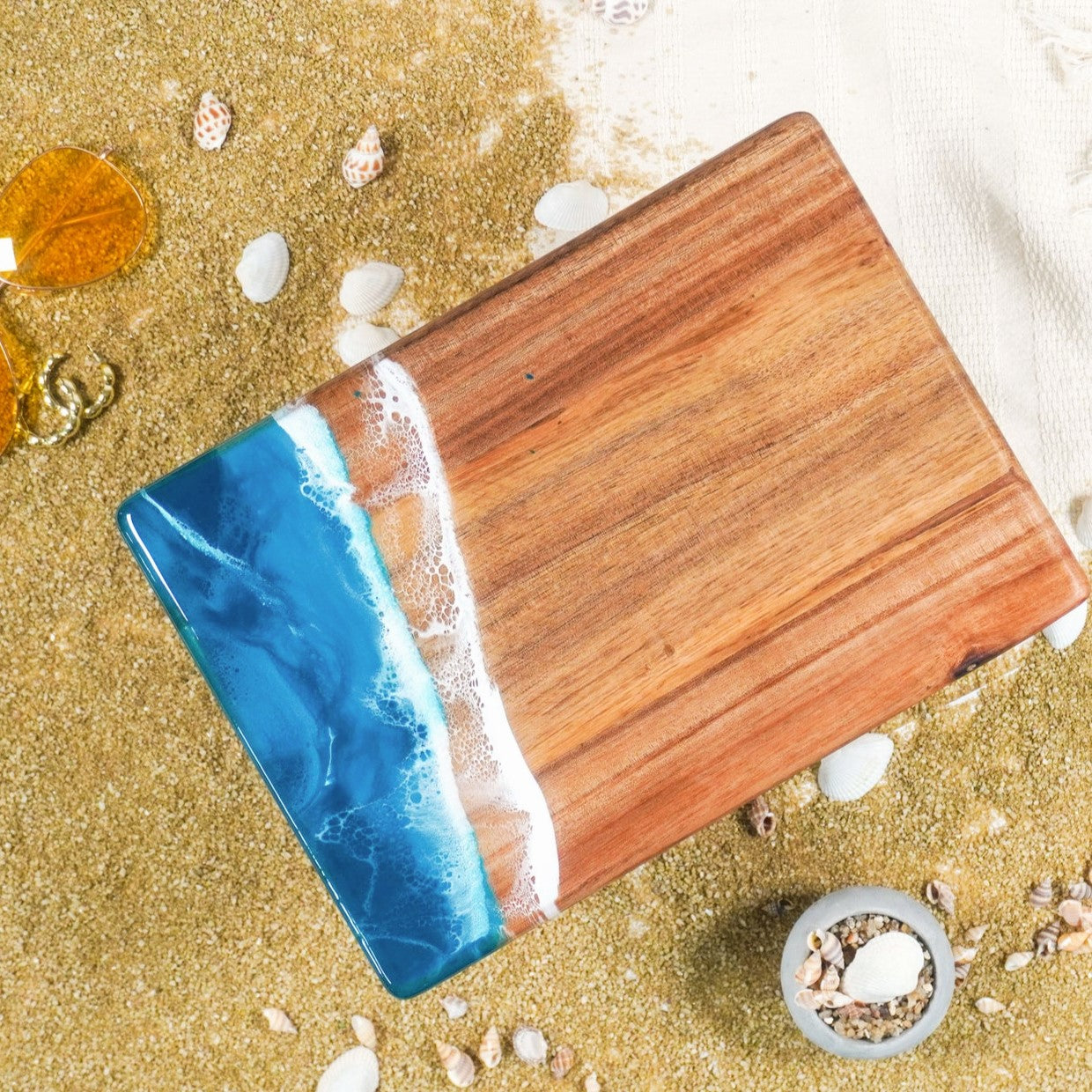 Customizable Resin Art Acacia Wooden Cutting Boards
