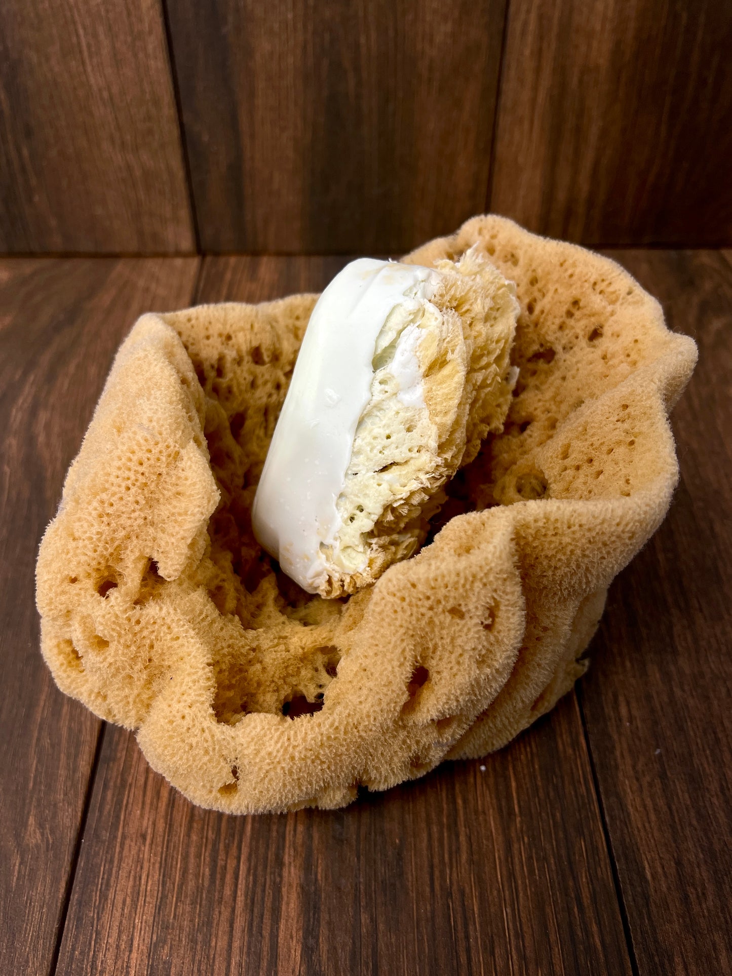 Goat's Milk Bar with Sea Sponge